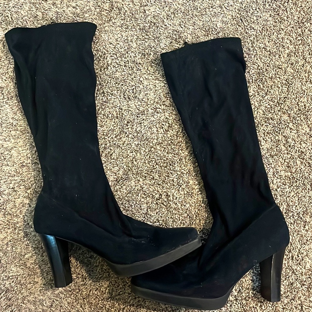 Black faux suede boot.